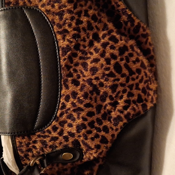 Purse - Picture 2 of 2